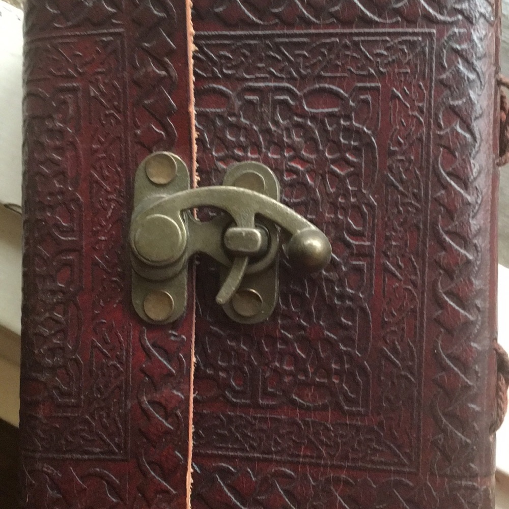 Leather notebook - Picture 2 of 5